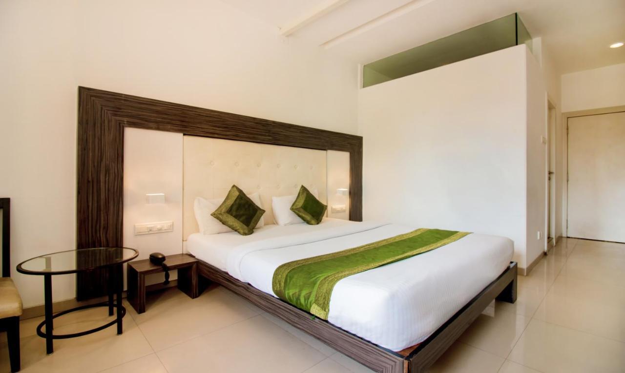 Treebo Trend Golden Nest Hotel Thane Exterior foto