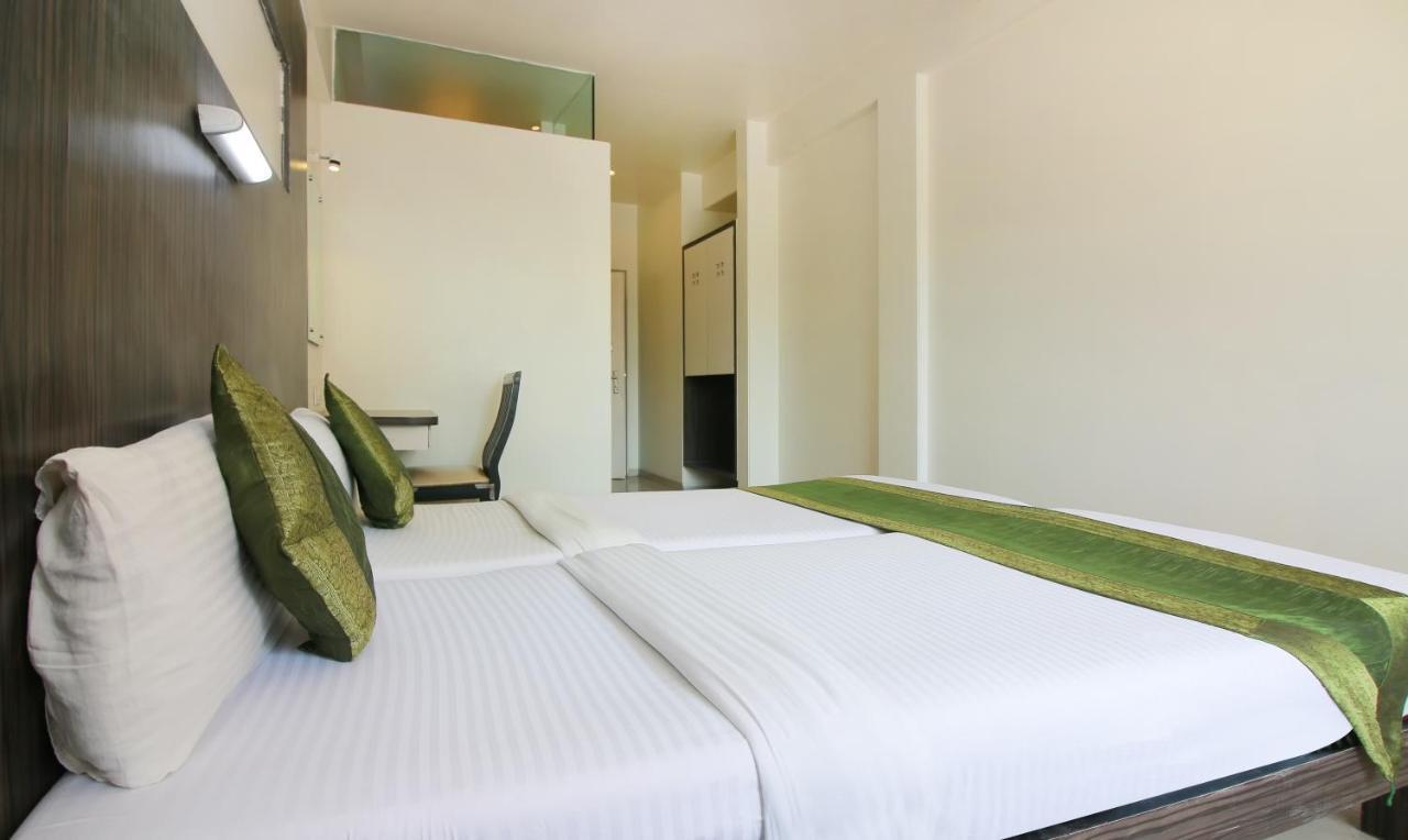 Treebo Trend Golden Nest Hotel Thane Exterior foto