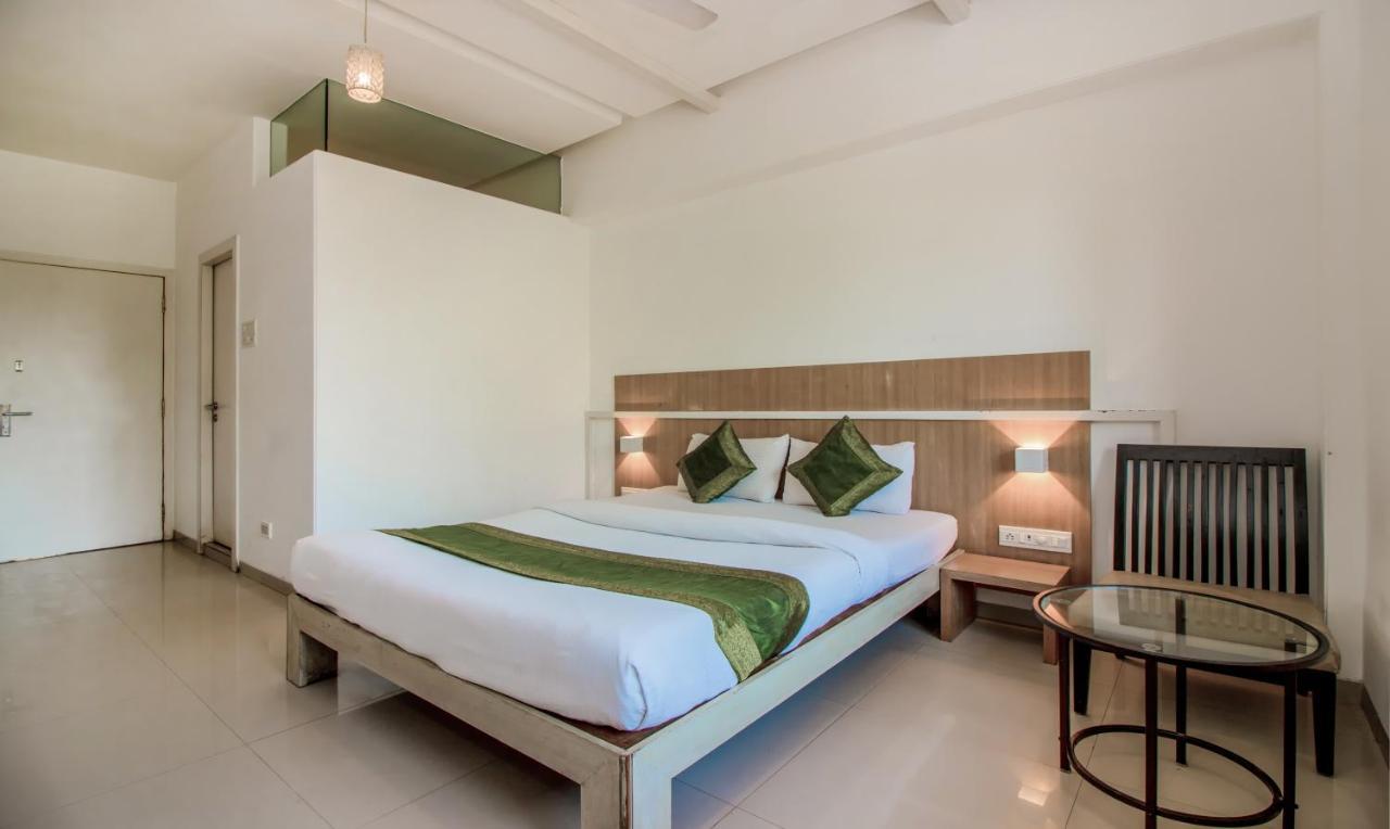 Treebo Trend Golden Nest Hotel Thane Exterior foto