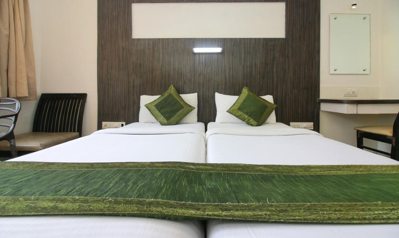 Treebo Trend Golden Nest Hotel Thane Exterior foto