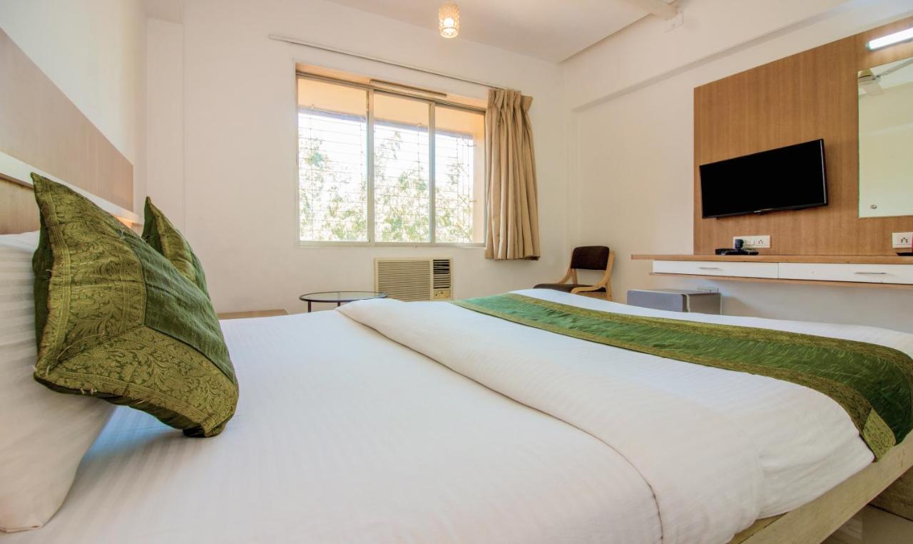 Treebo Trend Golden Nest Hotel Thane Exterior foto
